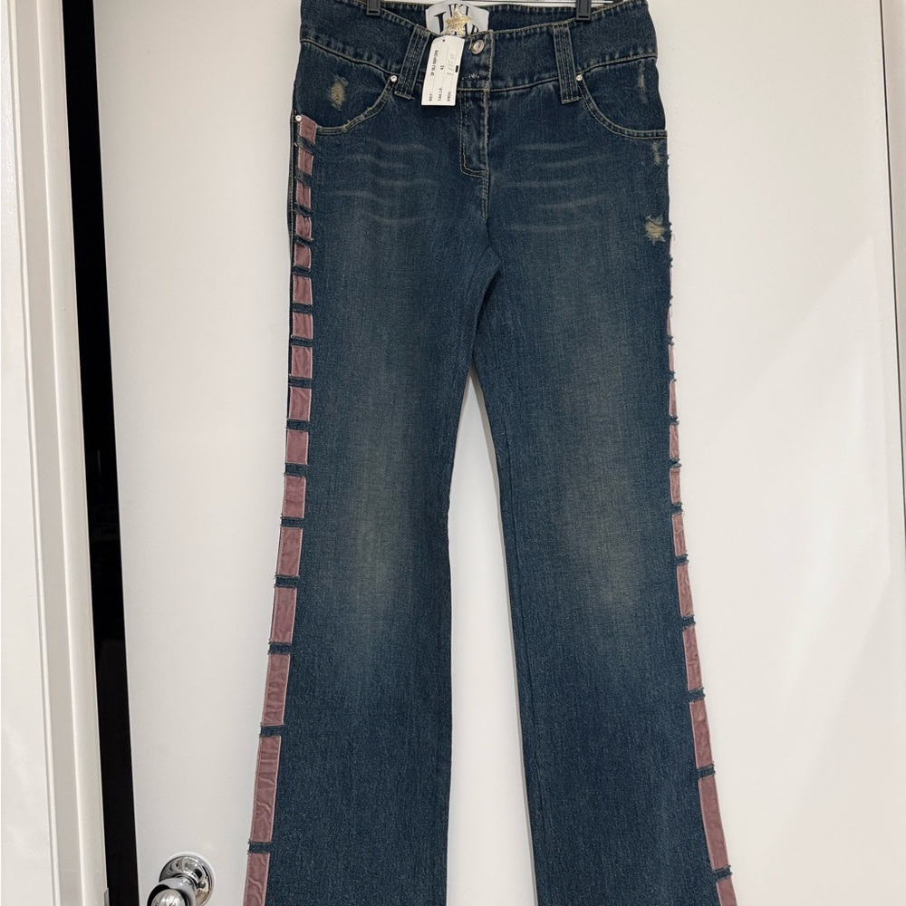 Vintage JIKI Women’s Distressed Jeans with Crystal Accents